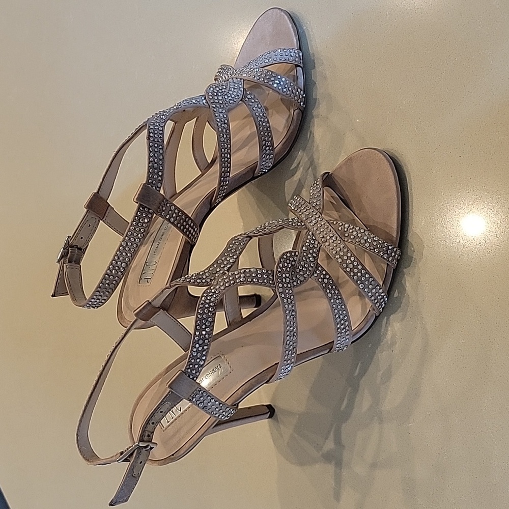 Ladies champagne/rhinestone sandals